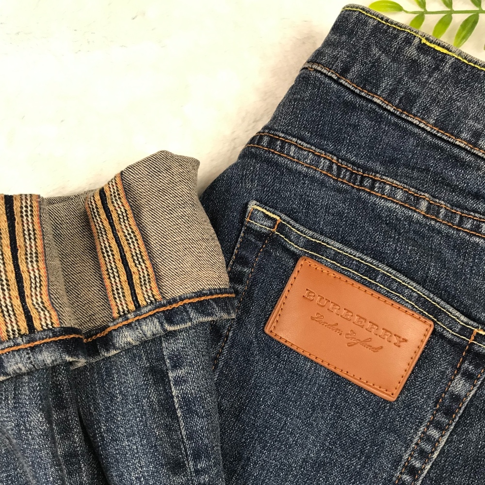 EUC Burberry Midrise Skinny Denim size 29